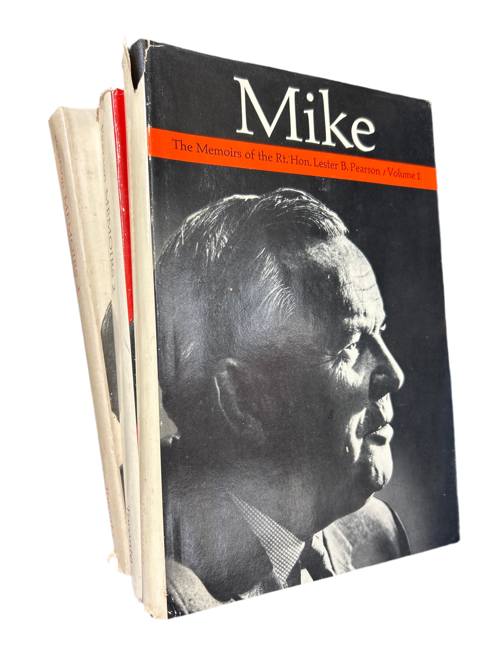 THE MEMOIRS OF THE RIGHT HONOURABLE LESTER B. PEARSON