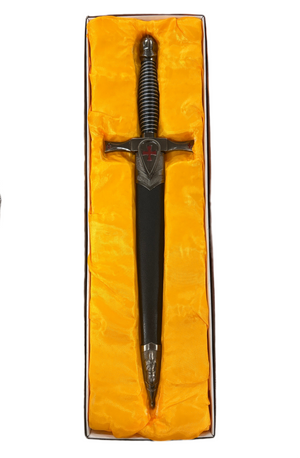 ASSORTED SHOW KNIVES