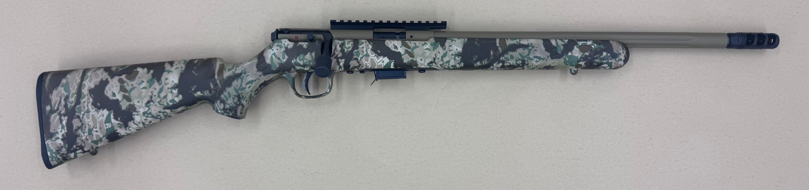 Pneus Savage 93R17 [17 HMR] 21" BBL + Weaver 3-9x40mm